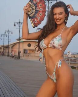 RACHEL PIZZOLATO for Kona Kinis Swimwear Campaign, 2023.