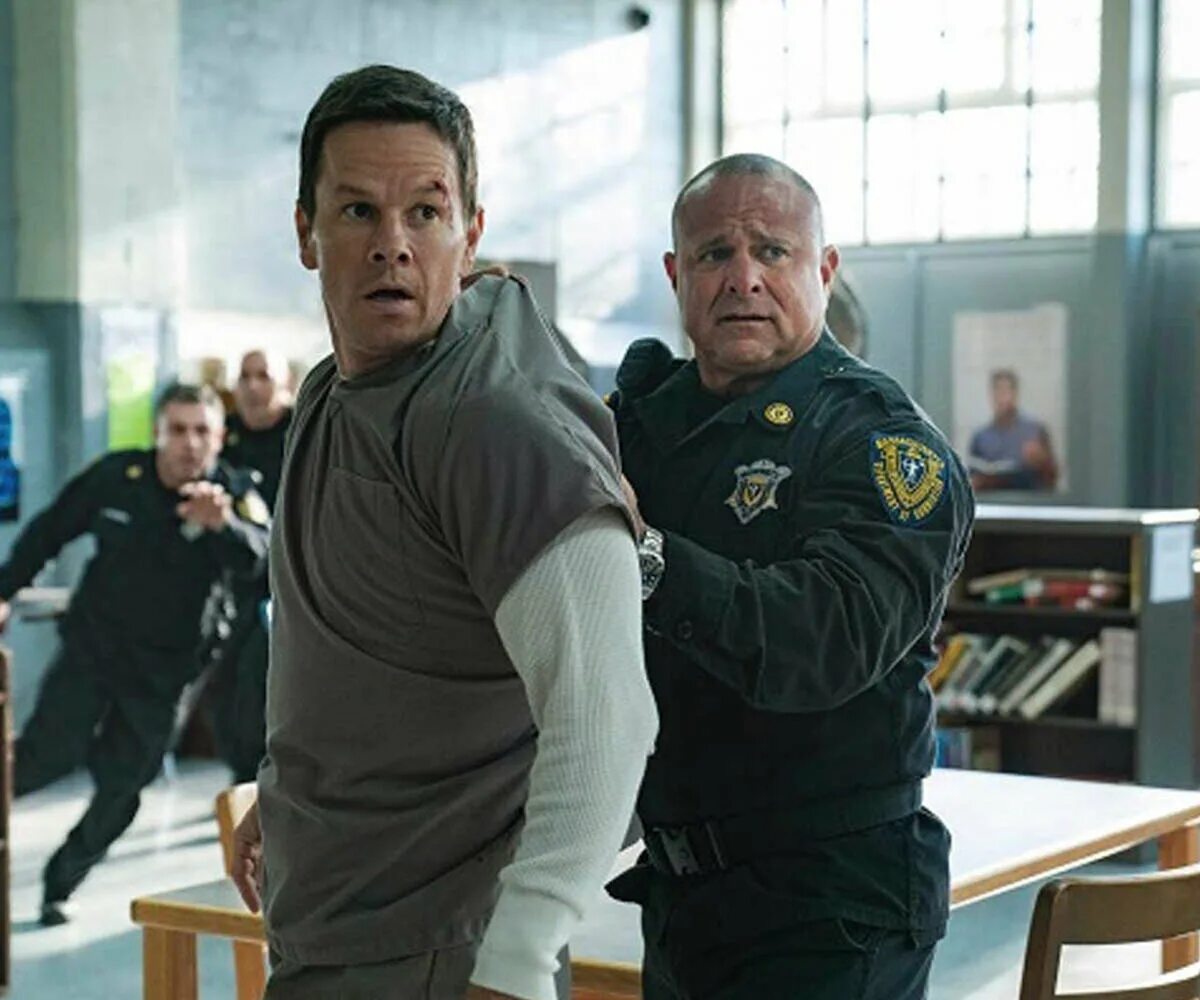 Боевики марка уолберга. Боевики марка уолберга. Правосудие спенсера spencer confidential 2020. Боевики марка уолберга. Боевики марка уолберга.