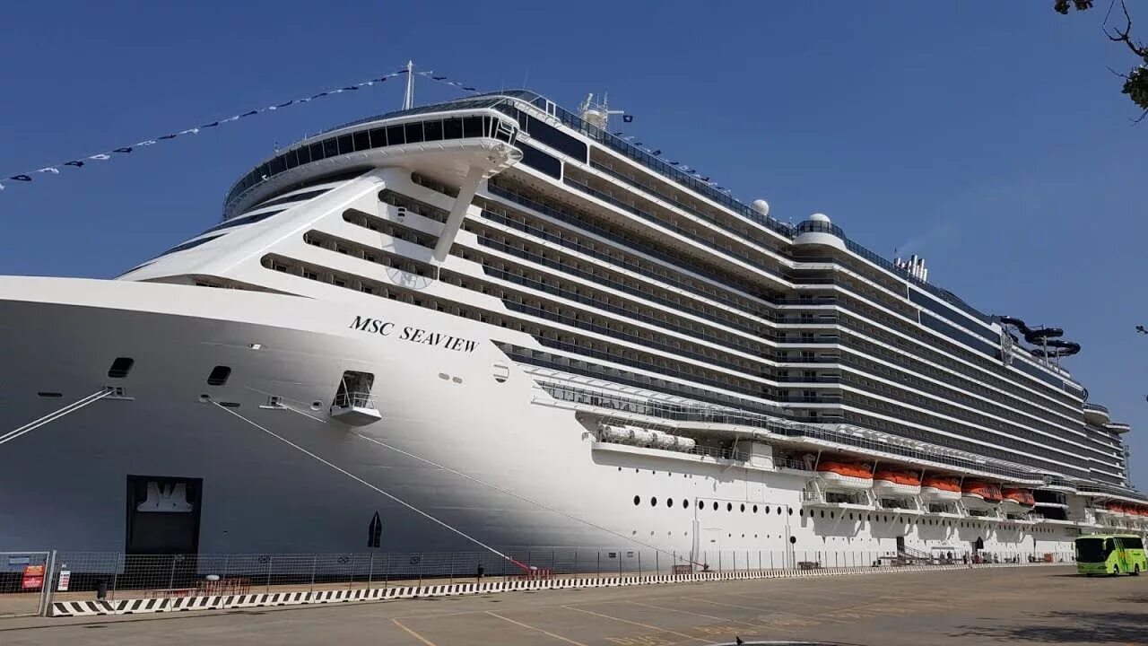 Msc 18. Мсч сивью лайнер. msc сивью. msc seaview. msc seaview круизный лайнер.