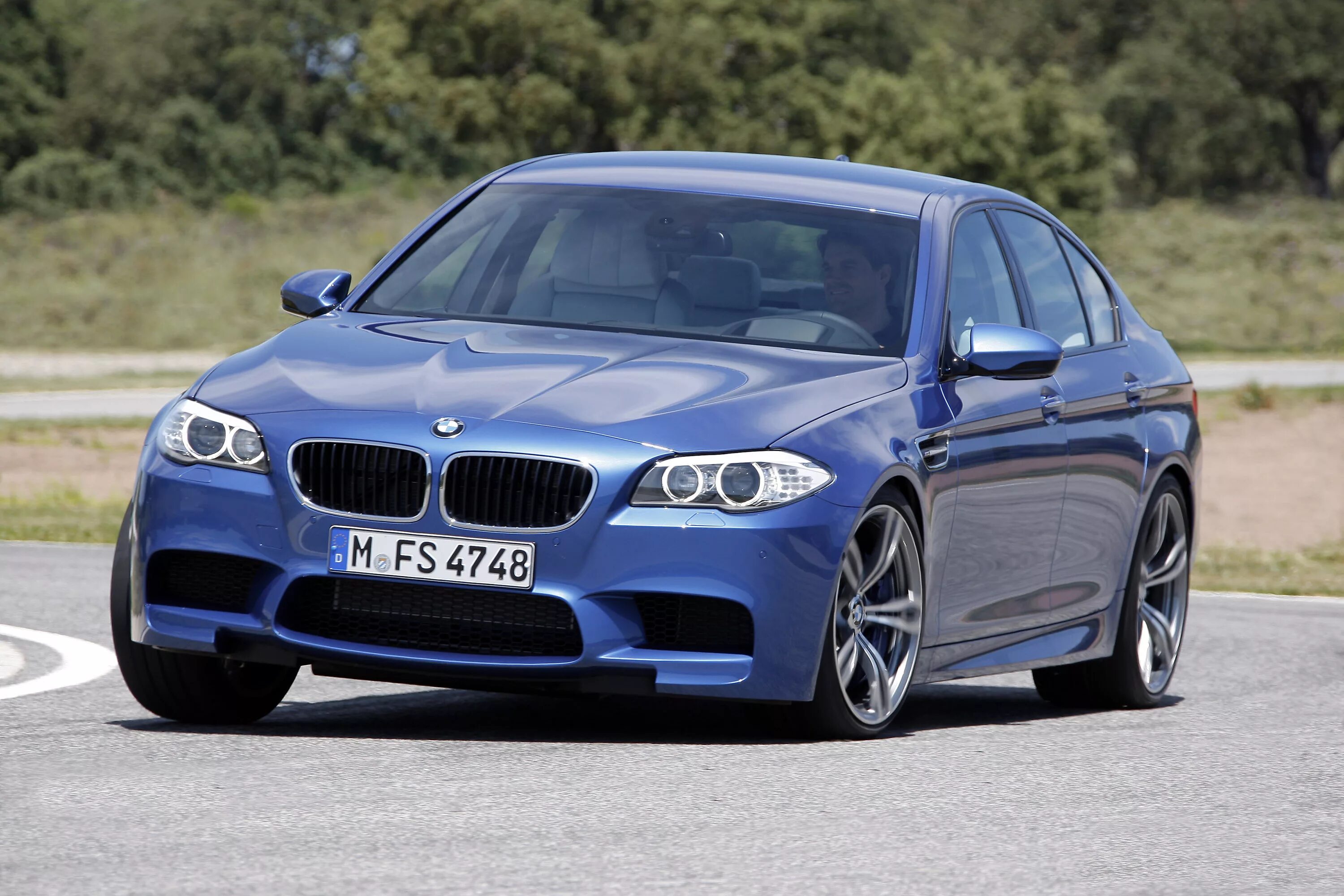 Машина авито м5. Бмв м5 e60. Bmw m5 f10 2012. Bmw m5 e60. Bmw f10 530d.