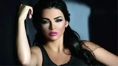 Arap Şarkıcı Sevgilisinin Başka Bir Kadınla Yakalayınca Olanlar Oldu 