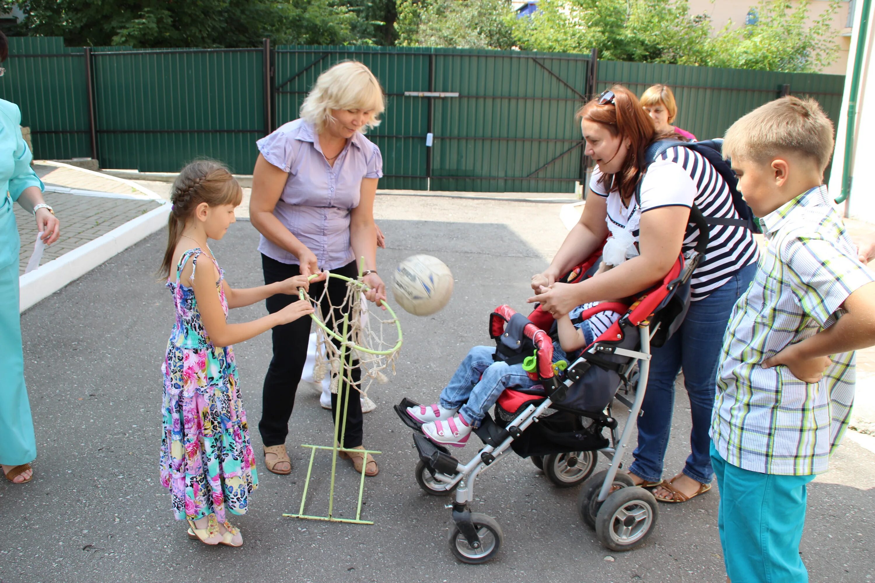 подсолнух ульяновск реабилитационный центр персонал. реабилитационный центр подсолнух ульяновск. подсолнух ульяновск реабилитационный центр персонал. подсолнух реабилитационный. рц подсолнух ульяновск.