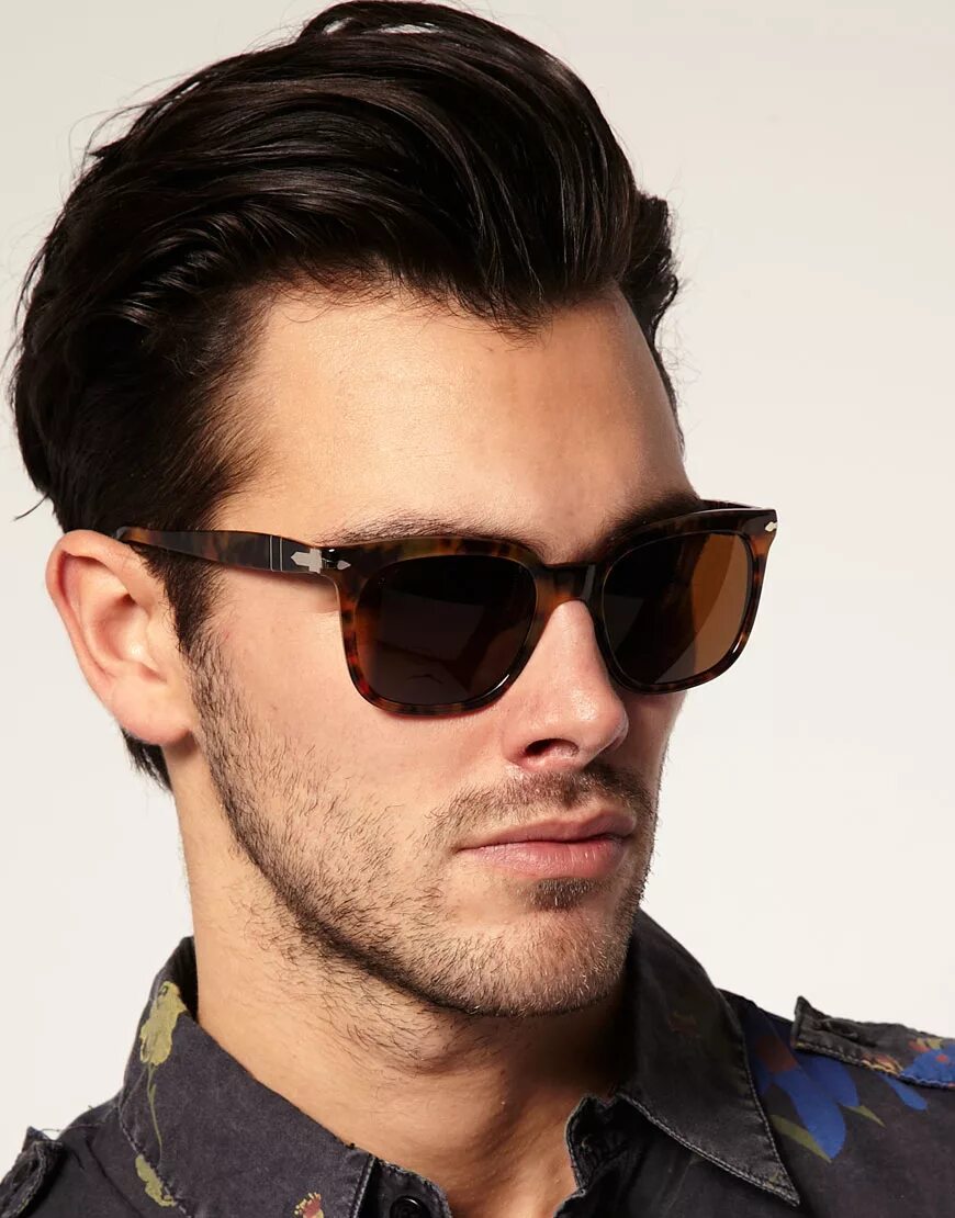 Сайт очков мужских. Очки ray ban Wayfarer. Ray ban Wayfarer на модели. Вайфареры ray ban. Очки Рей Бен Wayfarer мужские.