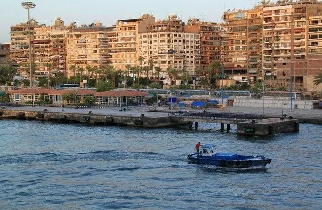 Порт-саид египет 1969 года. Порт-саид египет. Египет порт саид марина. Где порт саид. Город порт саид в египте.