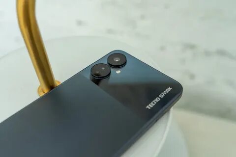Spark 9 pro
