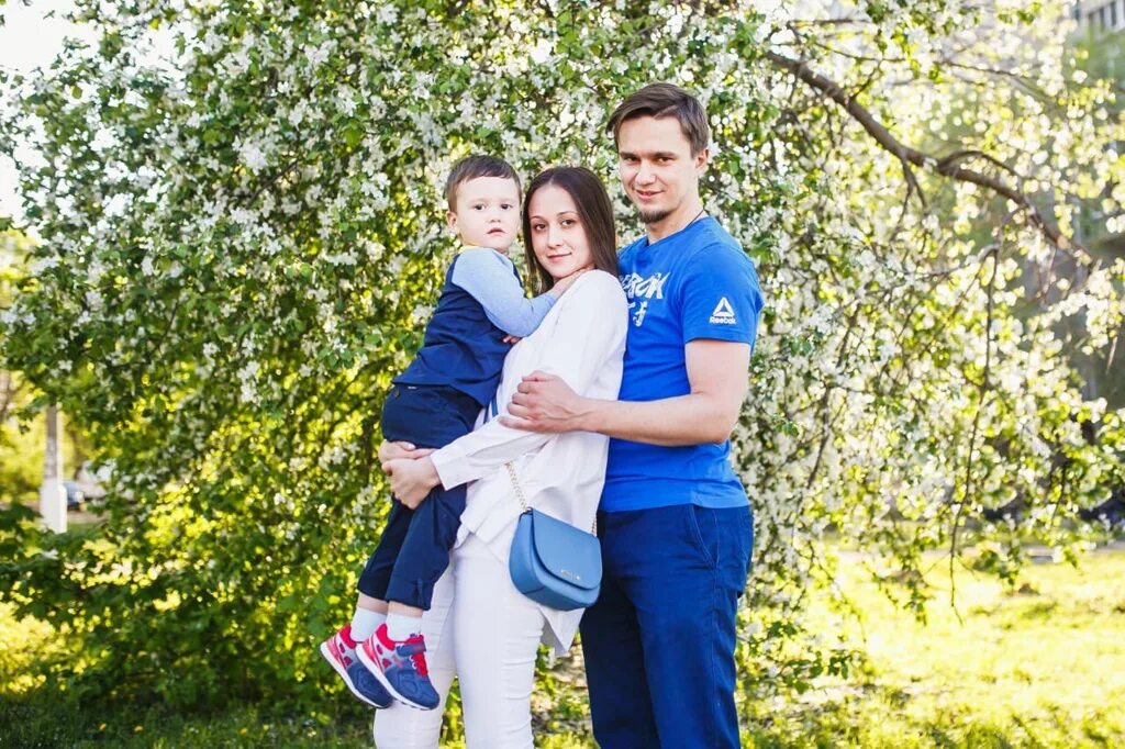 алешины родители обычно. видео как мы сосдавали ребёнка. алешины родители обычно. алешины родители обычно. картинка 9 фраз которые нужно говорить детям.