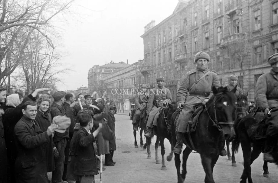 10 Апреля 1944 освобождение Одессы. Одесса 10 апреля 1944 года. День освобождения Одессы от румынско-немецких войск 1944г.. 10 Апреля день освобождения Одессы от румынско-немецких войск. 12 апреля 1944 года