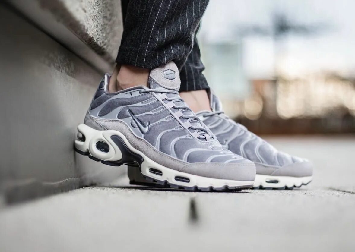 Tn plus drift. Nike air max tn plus grey. nike air max plus lx. nike air max tn plus wmns. nike wmns air max plus.