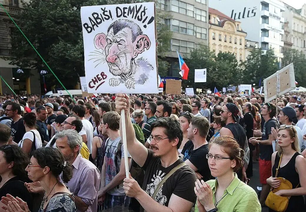 Протесты в Чехии 2022. Митинг в Чехии. Протесты в Праге. Демонстрация в Чехии. Митинг как называется