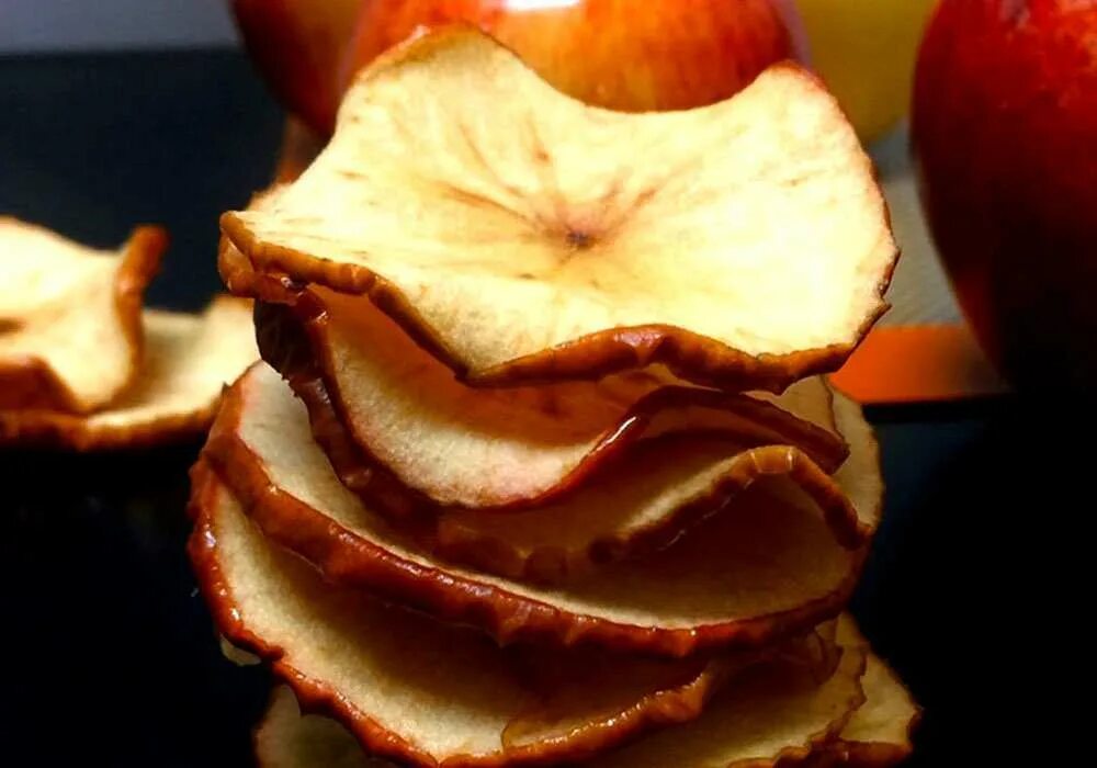 Сушка яблок в духовке. Яблоко сушёное. Засушить яблоки в духовке. Сухофрукты яблоки. Как сделать сушеные яблоки