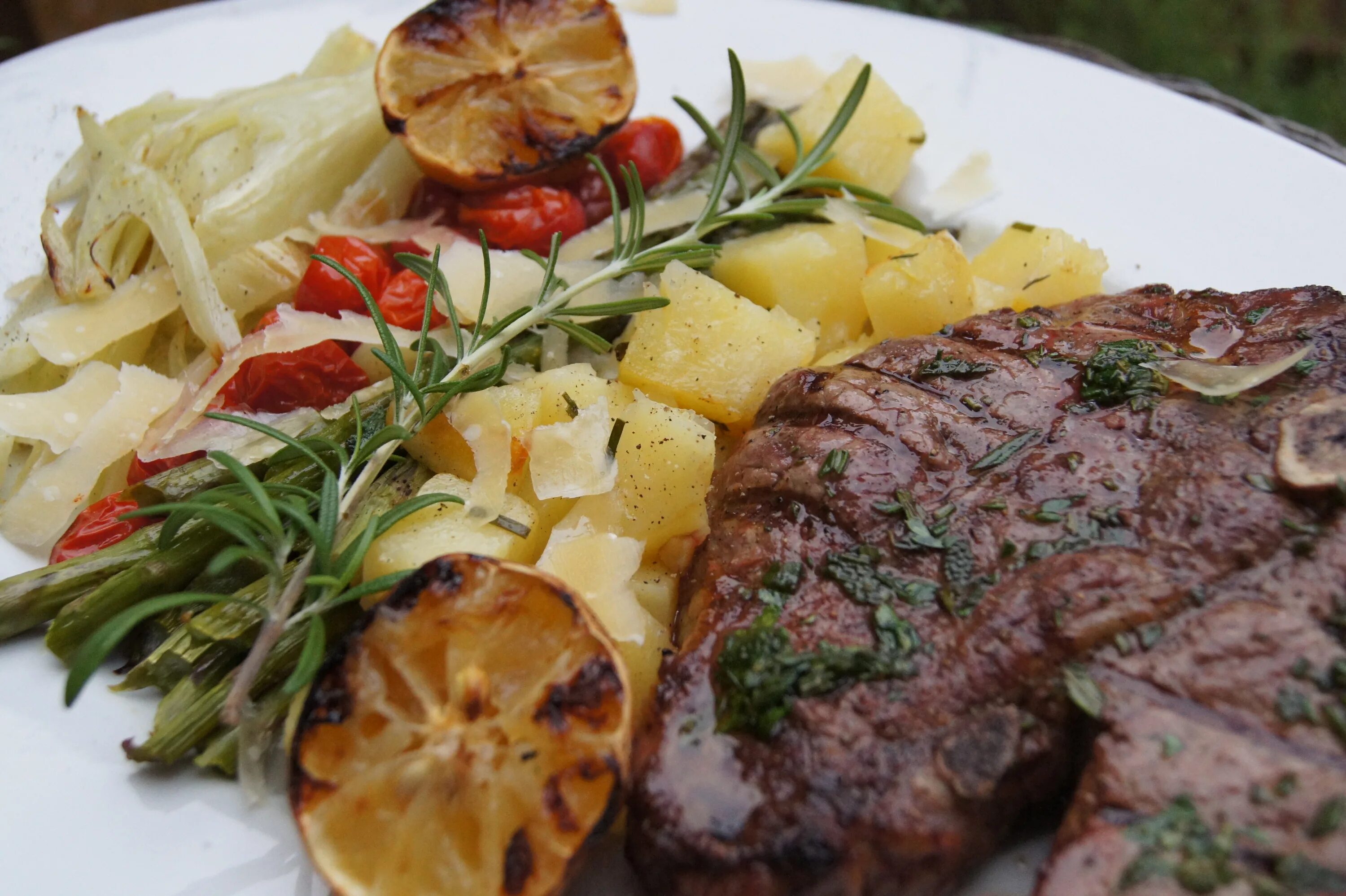 Блюда. Гарнир к мясу. Гарнир из овощей к мясу. Мясо без гарнира рецепты. Вкусное мясо.