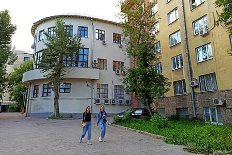 В самом центре