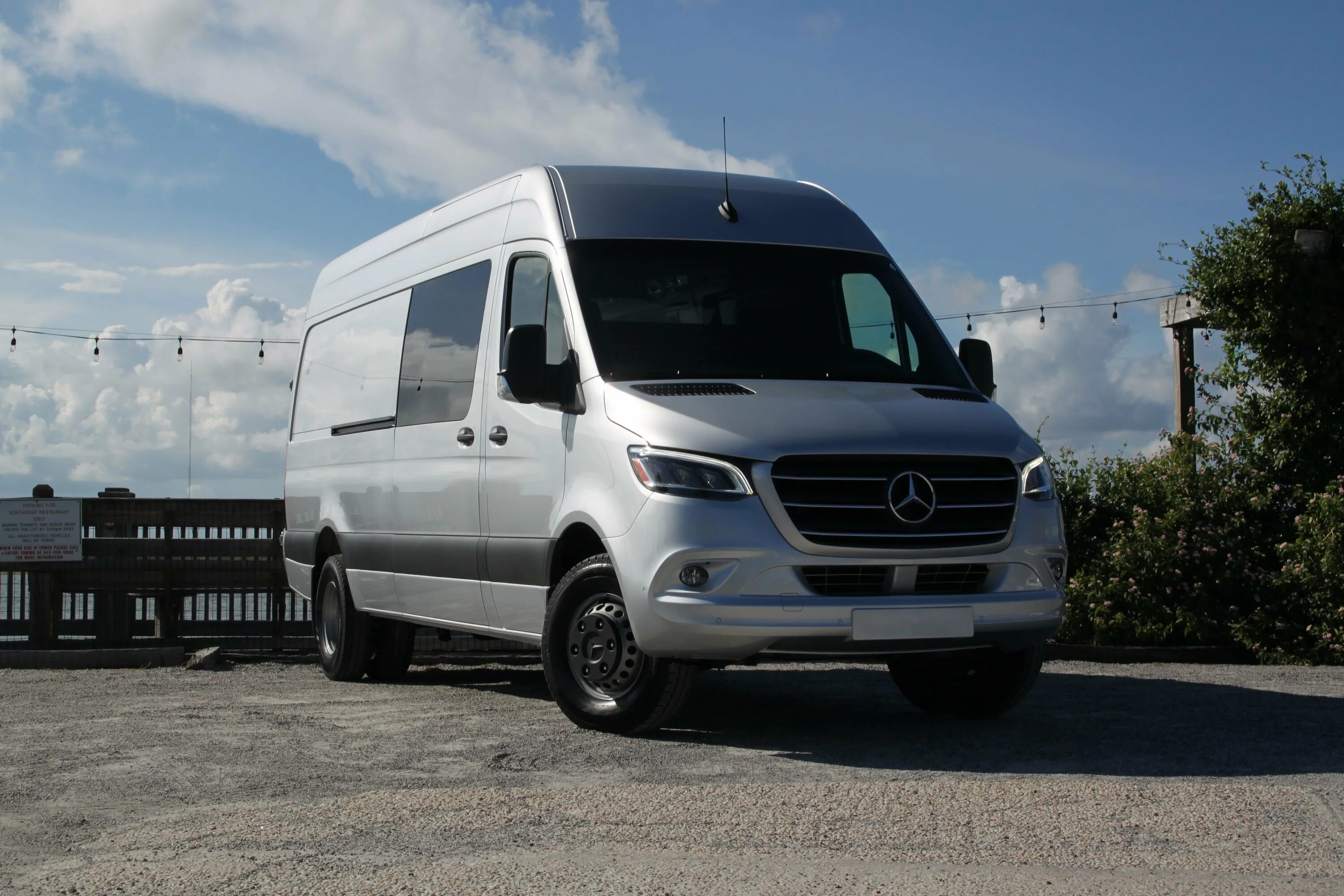 Mercedes Benz Sprinter 2019. Мерседес Спринтер фургон 2022. Mercedes-Benz Sprinter 2500. Мерседес Спринтер новый.