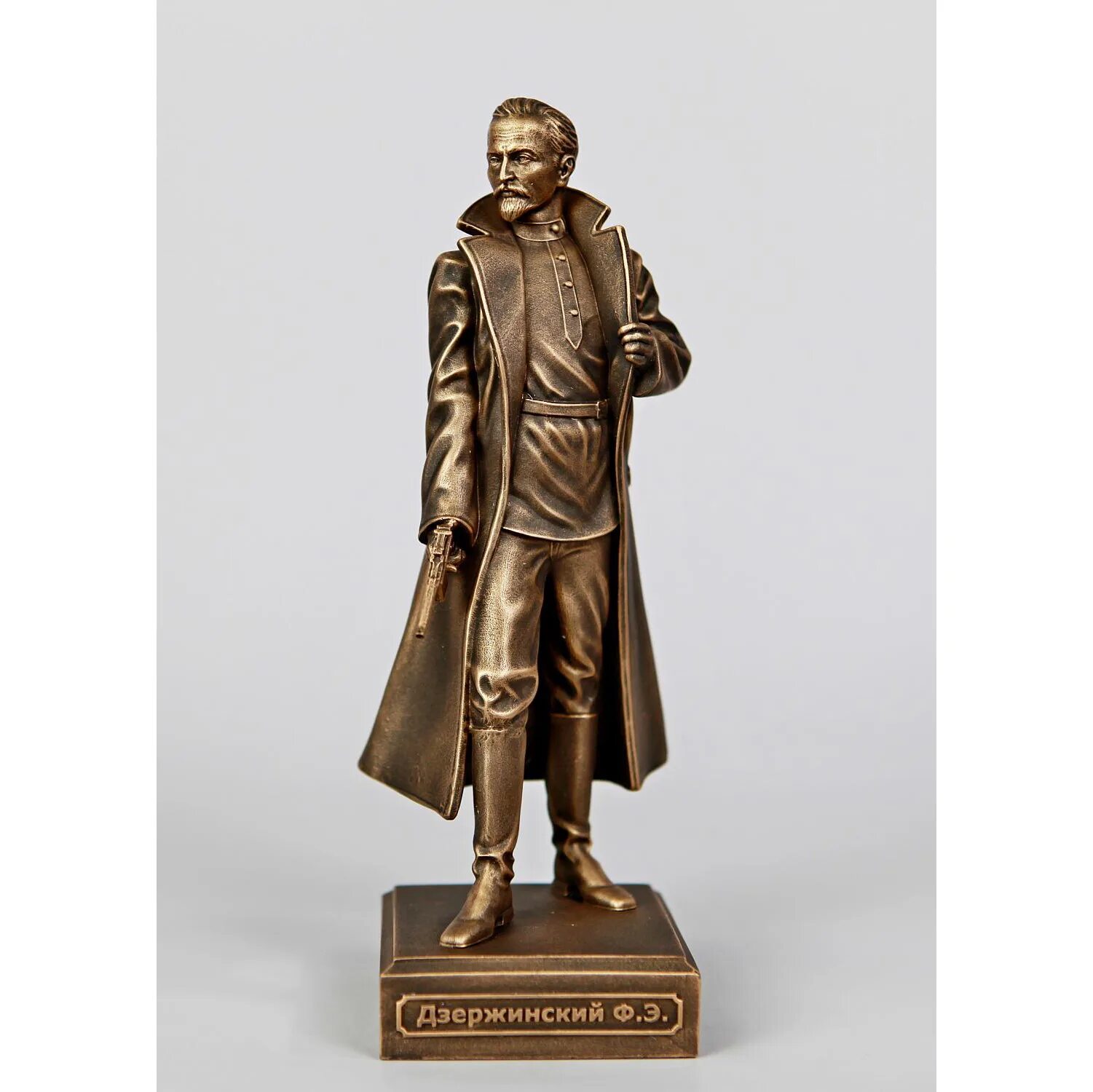 Феликс дзержинский памятник на лубянке. Скульптор дзержинский. Бюст, феликс дзержинский. Скульптор дзержинский. Дзержинский памятник.
