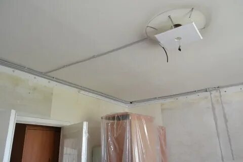 Кабель канал под потолком