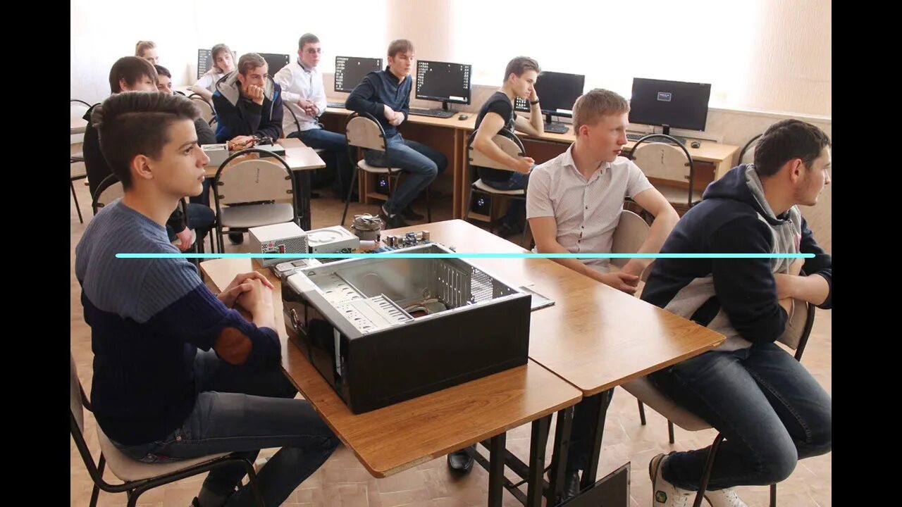 Колледж на программиста после 9 класса. Программист колледж. колледж программирования. техникум для программистов. учебные заведения на программиста.