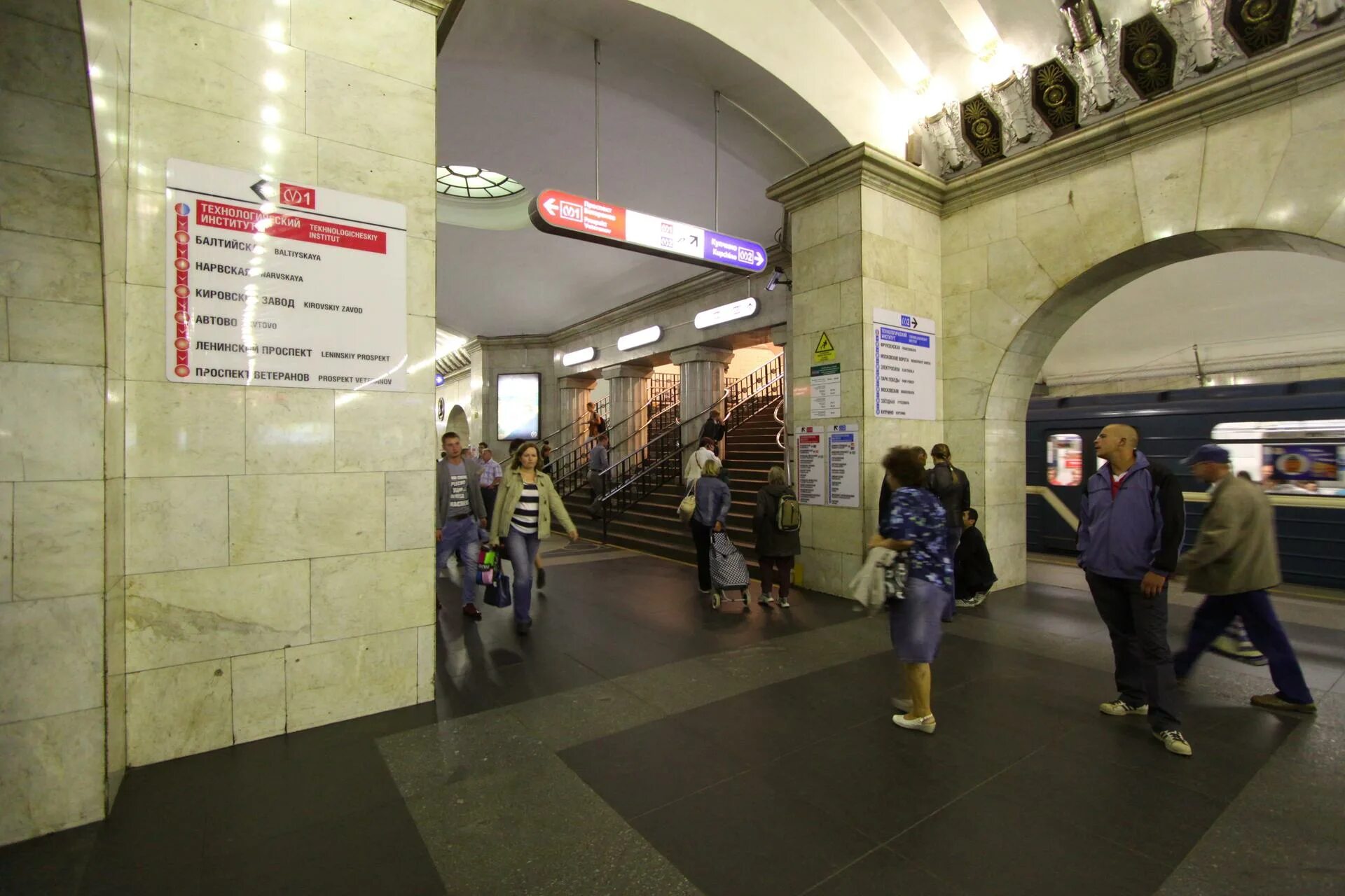 Метро инст. Вестибюль станции технологический институт-1. станция метро технологический институт 1. вестибюль наземная станция метро технологический институт-1. технологический институт метро спб.