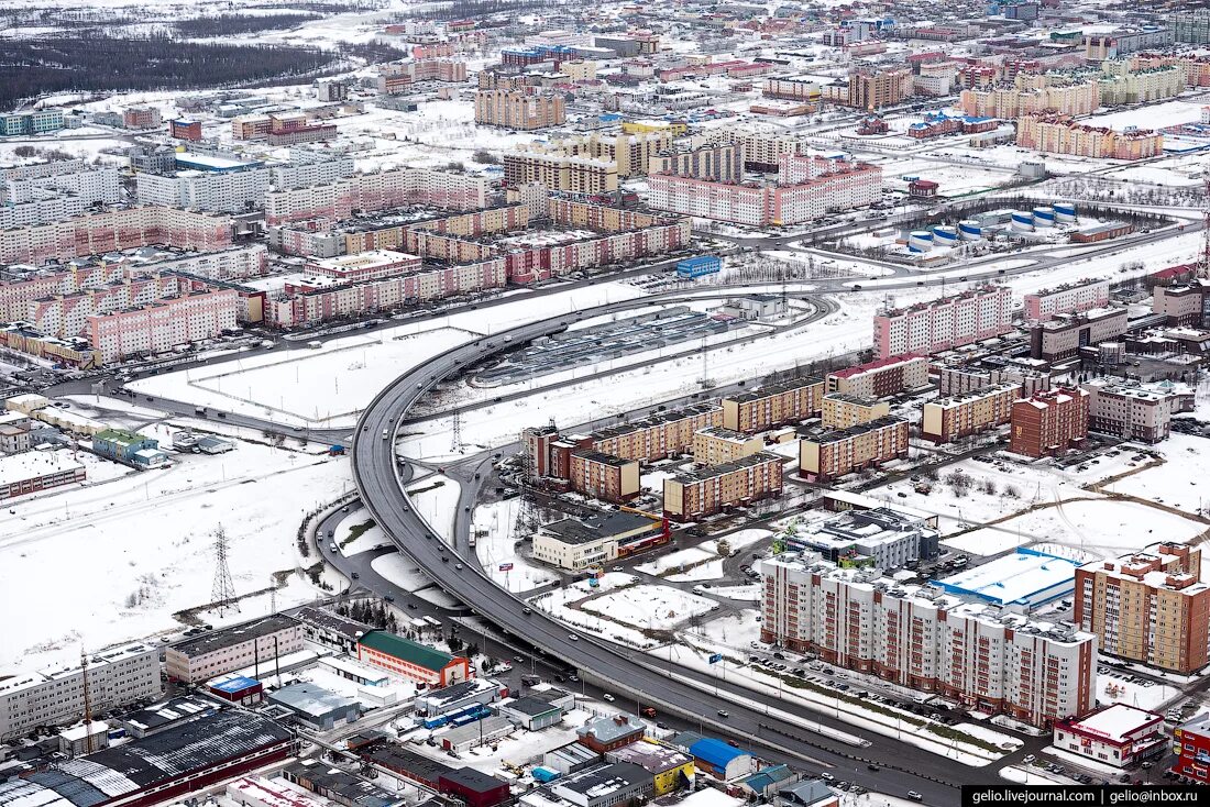 Сколько времени в уренгое