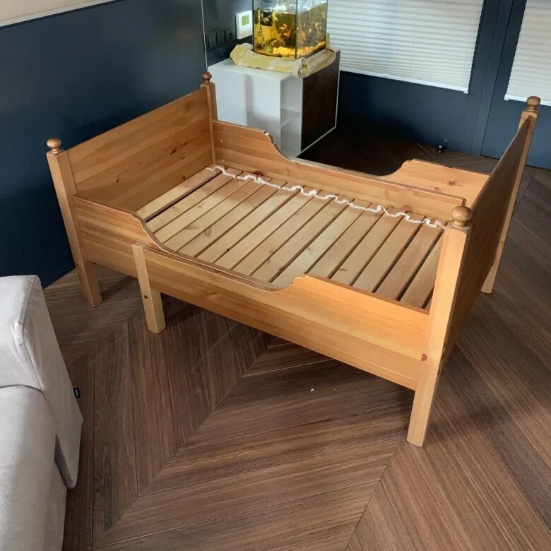 Кровать сканд кембридж-1. Детская кровать ikea лексвик. Кровать лексвик икеа. Икеа лексвик кровать детская. Ikea кровать детская раздвижная лексвик.
