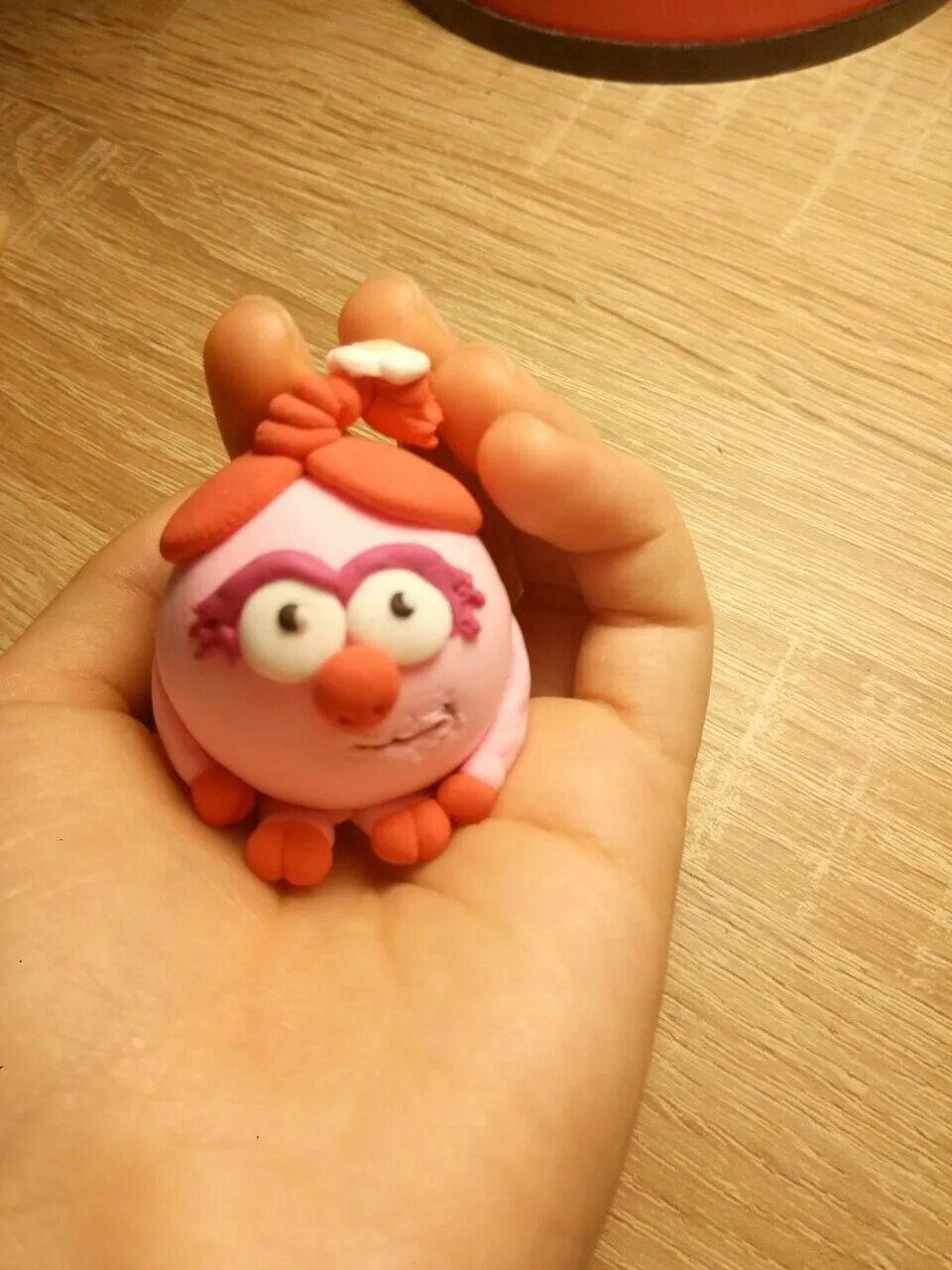 Смешарики лепка. Смешарики из воздушного пластилина. Смешарики из пластилина крош. Смешарики крошик из пластилина. Лепка из пластилина для детей смешарики.