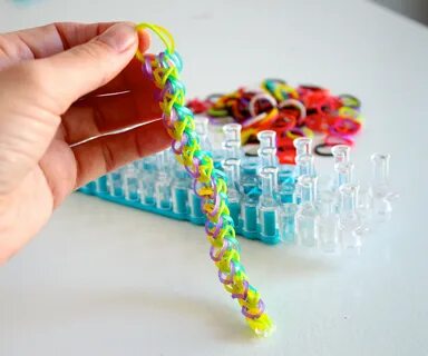 Плетение браслетов из резиночек на станке