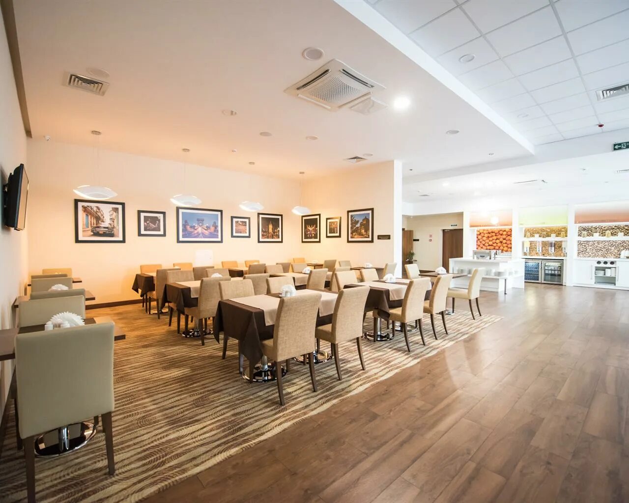 хилтон уфа 50 лет октября. гостиница хилтон уфа. гостиница хилтон уфа. хэмптон уфа гостиница номера. гостиница хэмптон уфа.