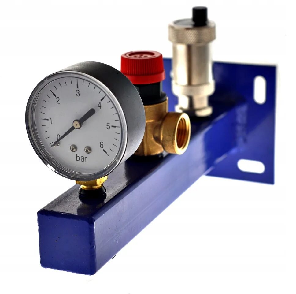 Расширительный бак бойлер гвс. Инженер отопления. Монтажник отопления и водоснабжения. Схема обвязки внутренней насосной установки водопровода. Схема итп с теплообменником гвс и отопления.