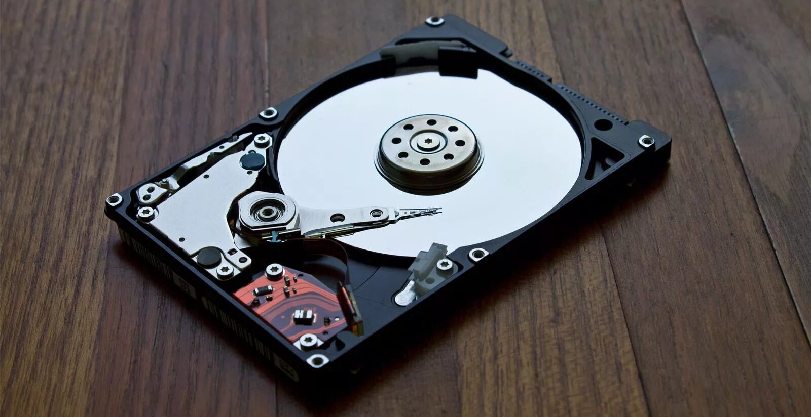 Винчестер диск. Жесткий диск (harddisk, hdd, винчестер). винчестер ( hdd — hard disk drive ). жесткий диск hd120ij. &quot;жесткий диск&quot; jumbo v8.