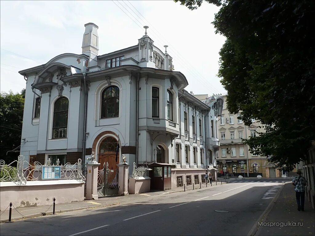 Дом искусств на поварской улице. Особняк миндовского на поварской. особняк и. а. миндовского на поварской улице. дом миндовского на поварской улице. особняк кекушева на поварской.