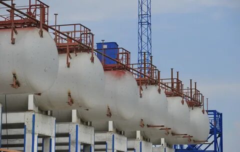 Из газового конденсата получают