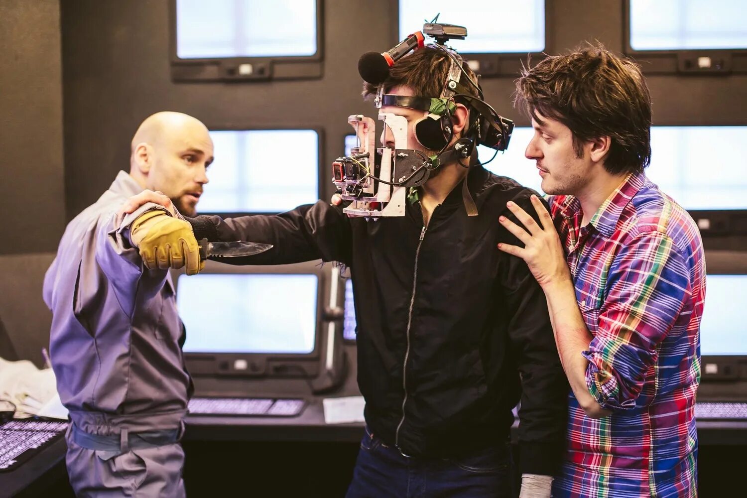 хардкор рок. где хардкор. хардкор 2015 постер. хардкор картинки. где хардкор.