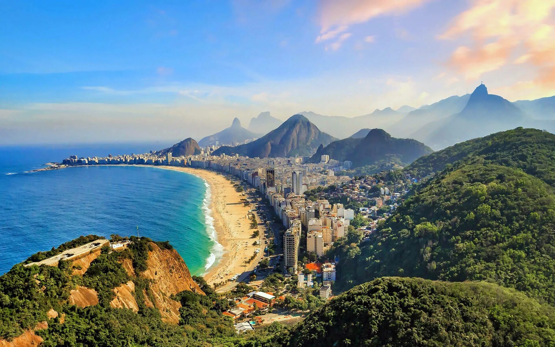 Гора сахарная голова бразилия. Рио де жанейро бухта гуанабара. Гуанабара залив бразилия. Южная америка рио де жанейро. Южная америка рио де жанейро.