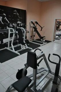 Атлет тренажерный