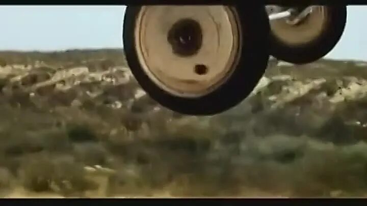 В аеркди стена позажи погоня. Впереди позади погоня мультик. Впереди стена позади погоня но не станем мы сдаваться. Новаторы впереди стена позади погоня. Новаторы мультсериал.