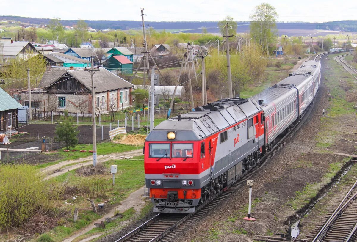 Удмуртия ува железная дорога. Отмена поезда ижевск ува. Поезд ижевск балезино. Чмэ3-5475. Поезд ижевск балезино.