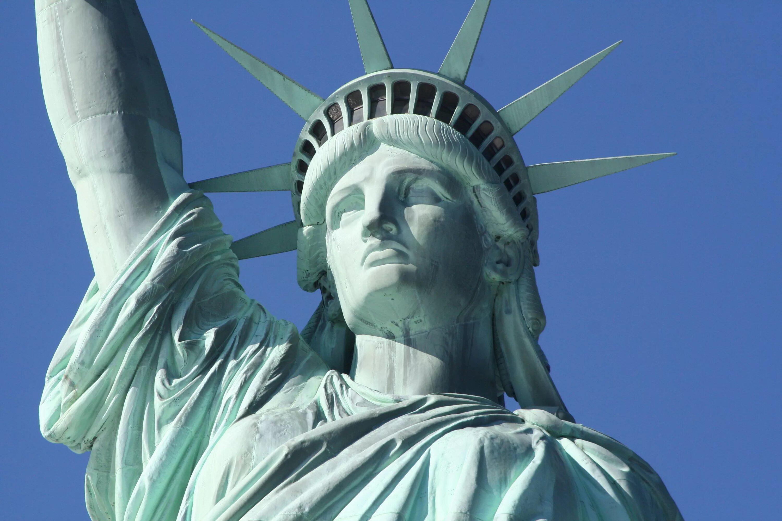 Страна где статуя свободы. Статуя свободы США. Статуя свободы Нью-Йорк корона. Статуя Либерти. Символ США статуя свободы.