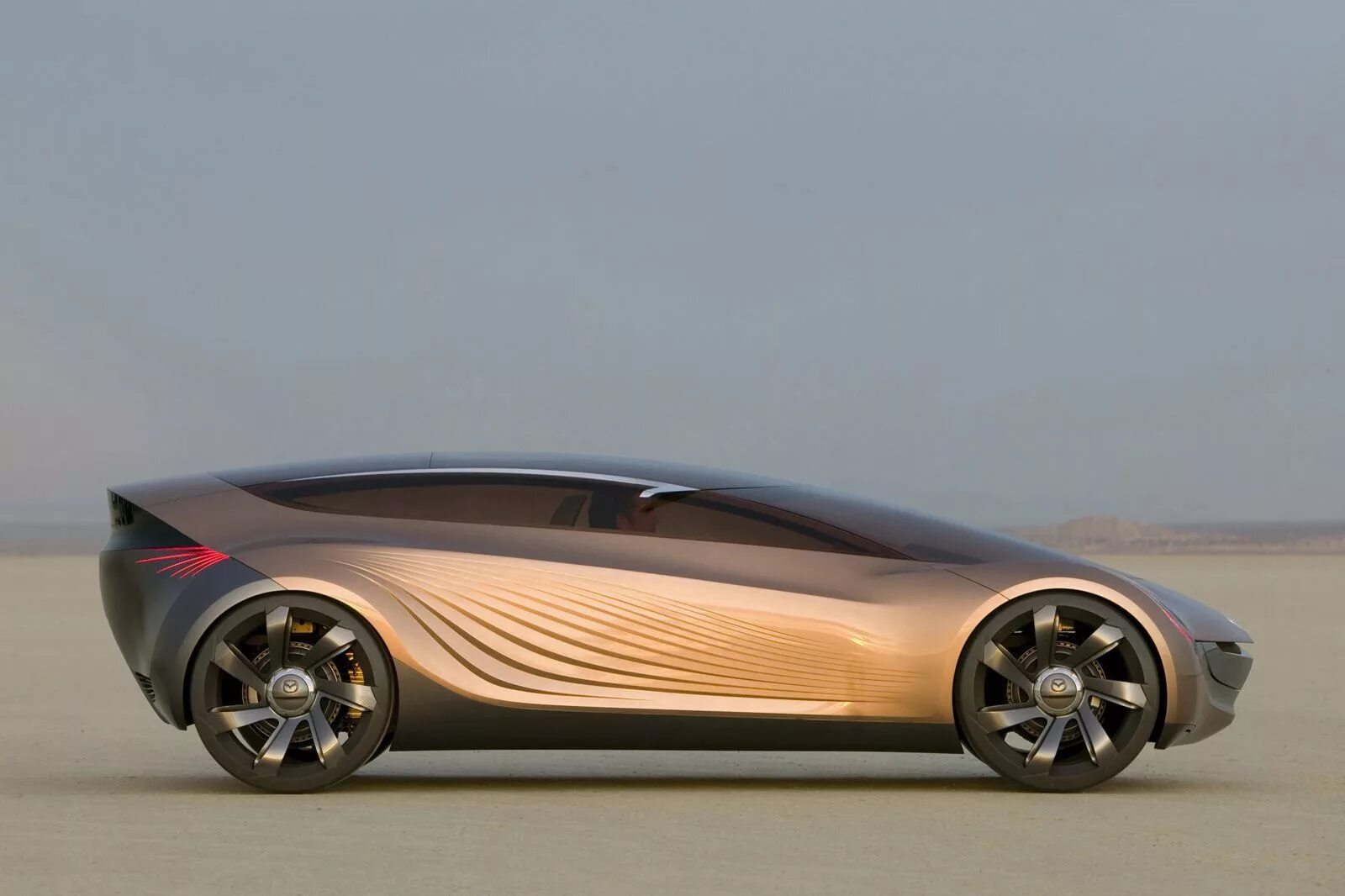 Автомобиль 2100. Bmw concept coupe mille miglia. 2018 hybrid kinetic hk gt. Автомобиль 2100. Cars 2100 года.