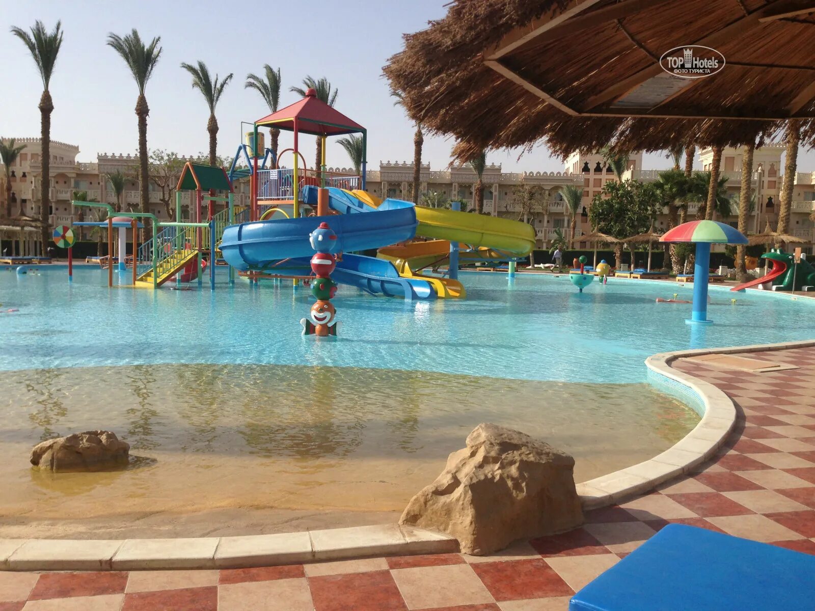 Beach Albatros Resort 4* 799$.