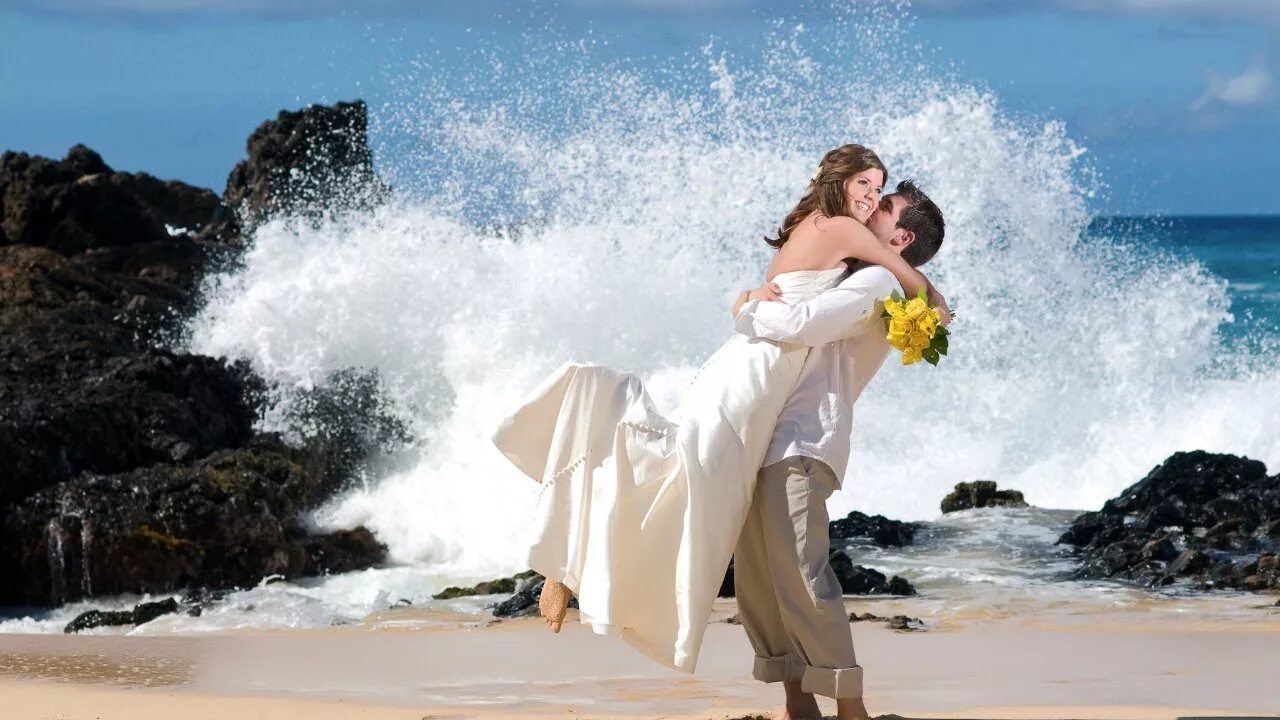 Сон свадьба с мужем. Свадьба на море. Фотосессия юбилей свадьбы море. Море любви. Свадьба для карты желаний.