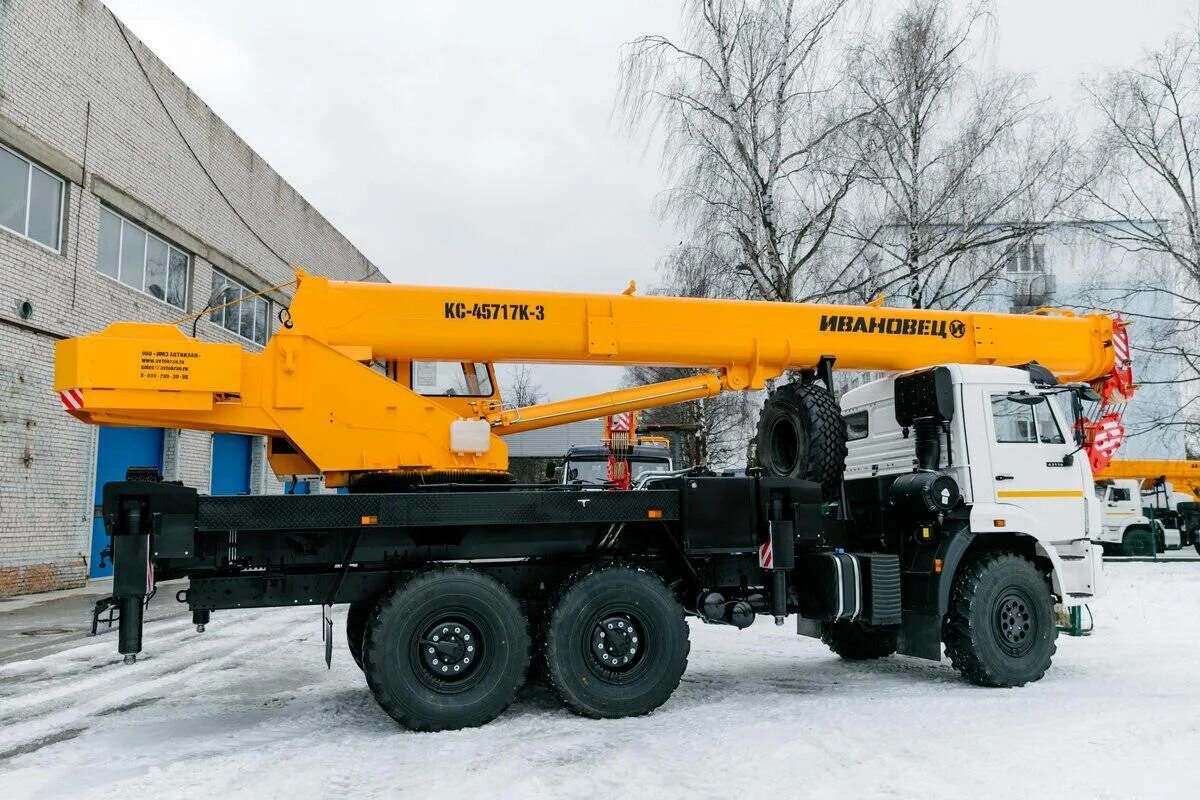 Автокран кс-45717. Автокран камаз кс 45717. Камаз кс-45717к-1. Автокран ивановец кс-45717к-3. Ивановец на базе камаза.