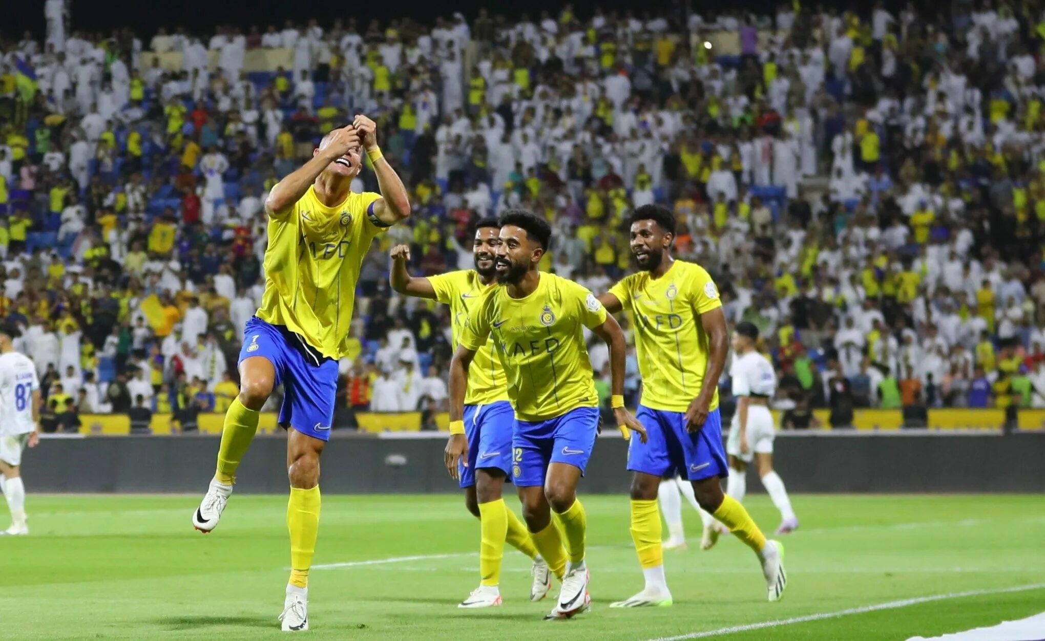 Аль Наср Аль Фатех. Ronaldo goal Celebration al Nasr. Man City vs al Nasr. Аль-Шабаб 2-3 Аль-Наср обзор матча и все голы 🔥 Криштиану в огне. Матч аль фатех