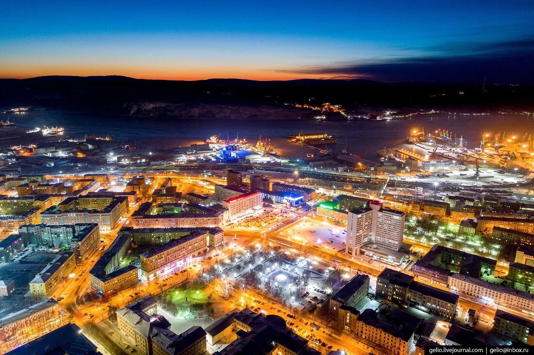 Мурманску «столица кольского полуострова». Полярный город в мурманской области. Заполярье мурманск. Город мурманск сегодня. Мурманск лето.