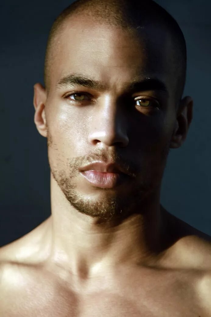 Тайр сэмпсон. Кендрик сэмпсон. kendrick sampson сверхъестественное. кендрик сэмпсон фото. кендрик сэмпсон дневники вампира.