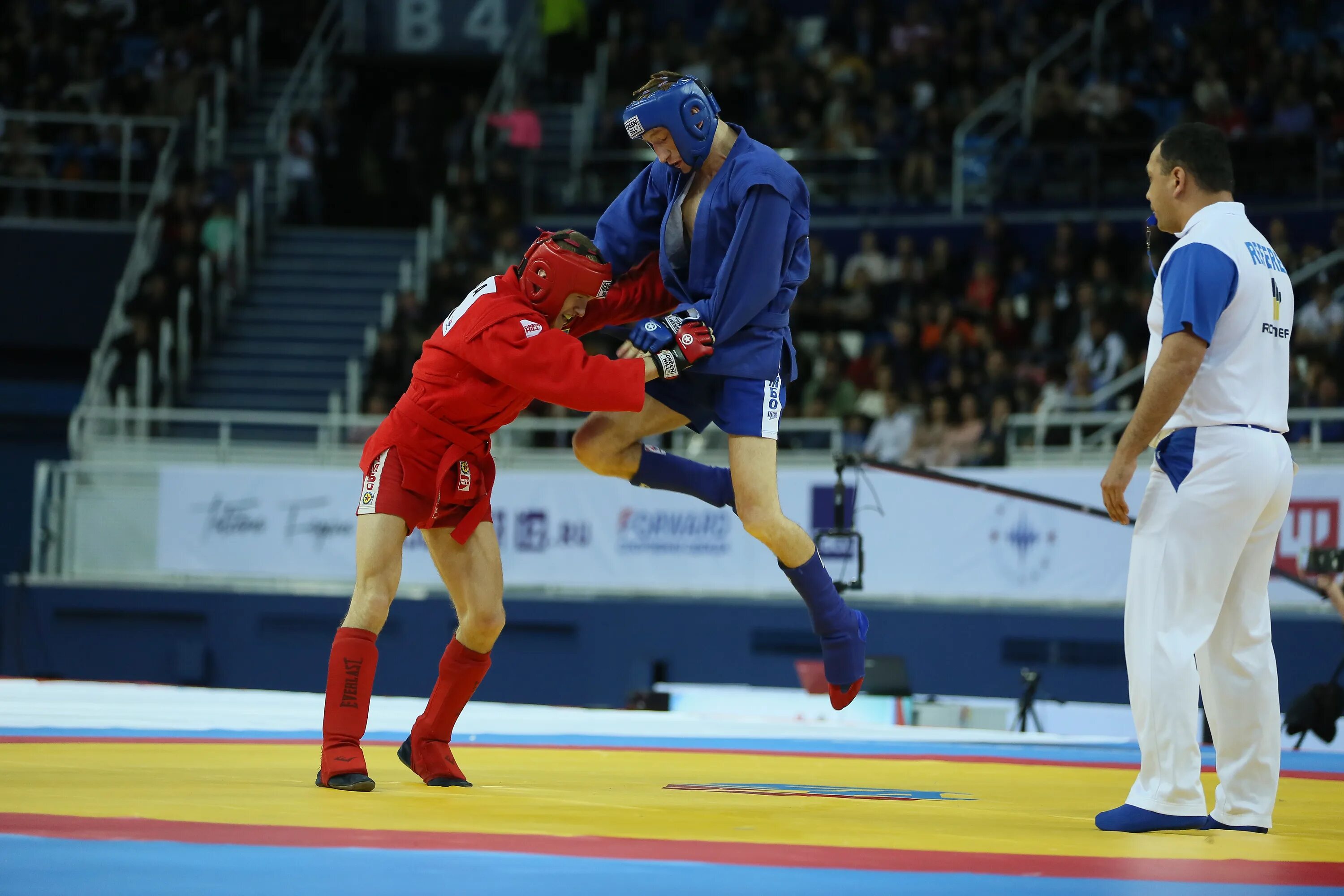 самбовки грин хилл детские. кимоно green hill таэквондо. кимоно sambo фирма. сабист. боевое самбо в стойке.