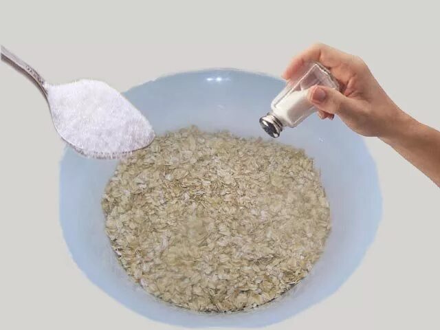 Овсяные хлопья в кружке. Глина и соль. Скраб с овсянкой. Диета на геркулесовой каше. Маска с овсянкой и медом.