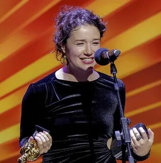 Sarah steele