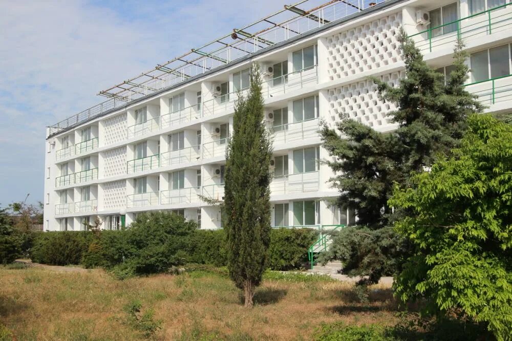 Поселок городского типа заозерное. Лагерь магас заозерное. евпатория магас гостиница. лагерь магас евпатория. евпатория пансионат ,, аллея дружбы ,,.