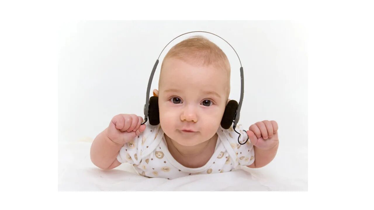Слушать развивающие для самых маленьких. Моцарт для детей развивающая. Моцарт для детей развивающая музыка. Что развивает музыка. Радио няня для малышей фото.