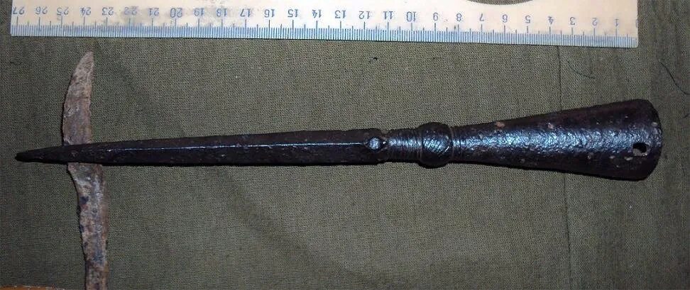 Глефа холодное оружие средневековья. Копье 16 века. Глефа древковое оружие. Кавалерийская пика 15 века. Протазан древковое оружие.