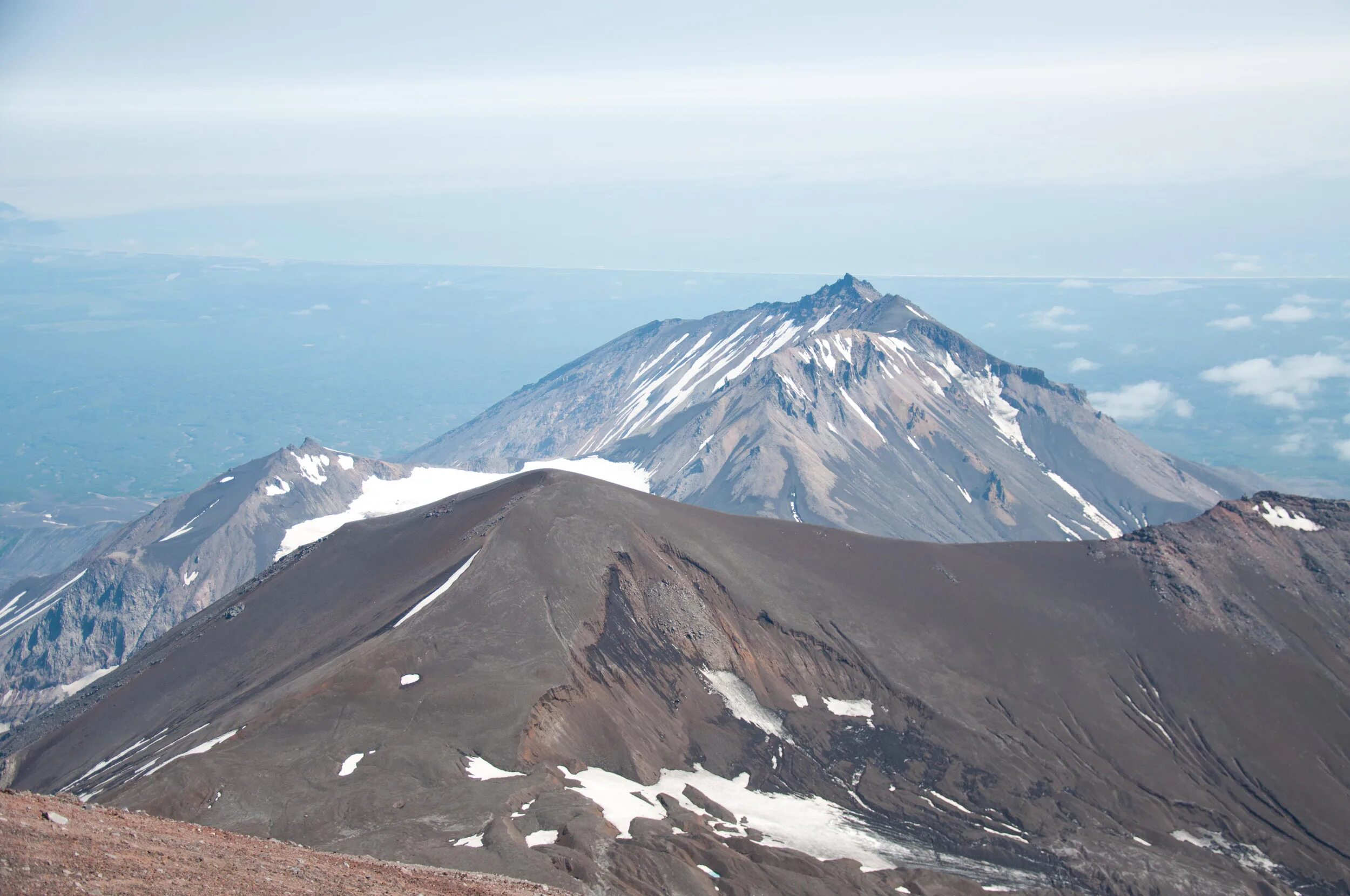 Вулкан большая удина камчатка. Камчатка м. Елизовский район корякский вулкан. Извержение ушковский вулкан. Вулканы усть камчатского района.
